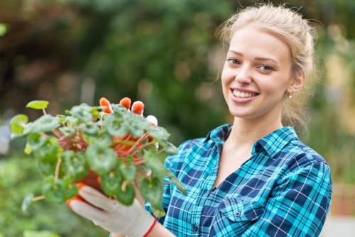 Transparent gardening pricing for a Goddington property